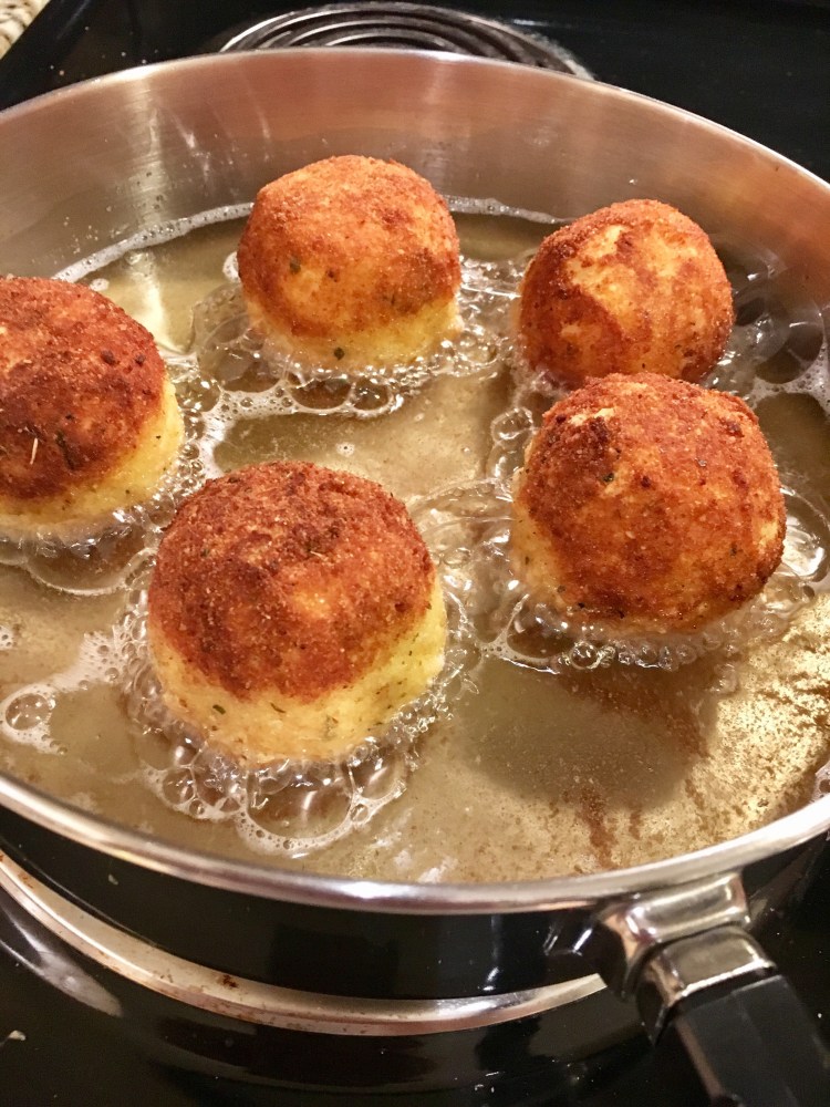 Thanksgiving leftovers: Fried mashed potato balls